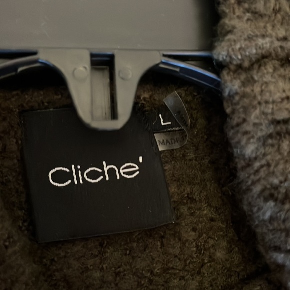 EMBROIDERED MOCK TURTLE NECK SWEATER - Picture 6 of 7